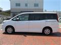 2014 Toyota Noah