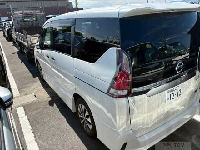 2017 Nissan Serena