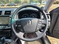 2009 Toyota Crown Hybrid