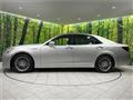 2014 Toyota Crown Hybrid