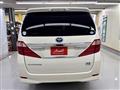 2012 Toyota Alphard Hybrid