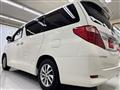 2012 Toyota Alphard Hybrid