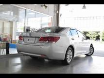2014 Toyota Crown
