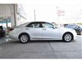 2014 Toyota Crown Hybrid