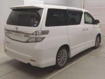 2013 Toyota Vellfire