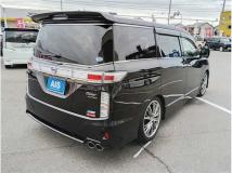 2012 Nissan Elgrand