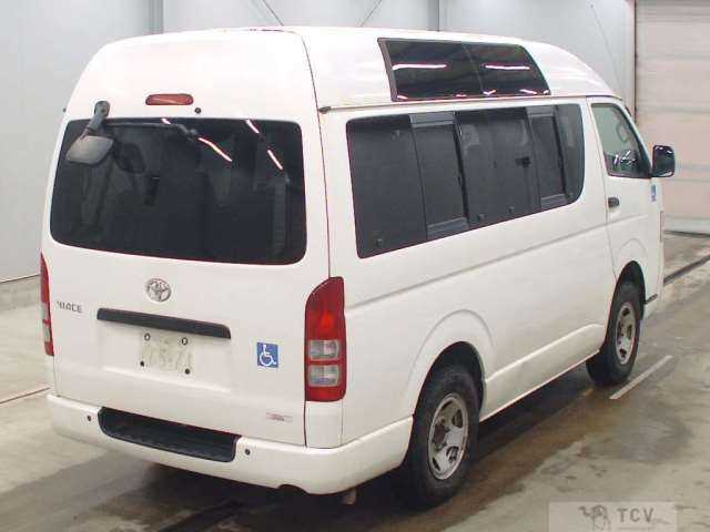 2011 Toyota Hiace Van