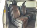 2013 Toyota Alphard