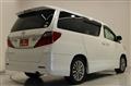 2013 Toyota Alphard