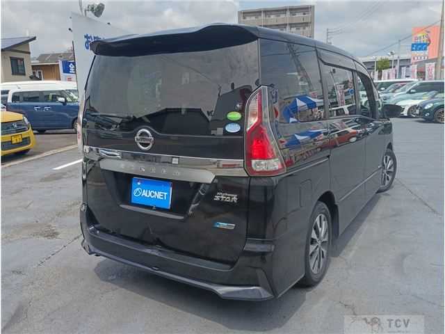 2017 Nissan Serena