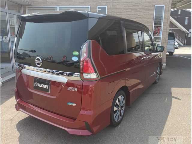 2017 Nissan Serena