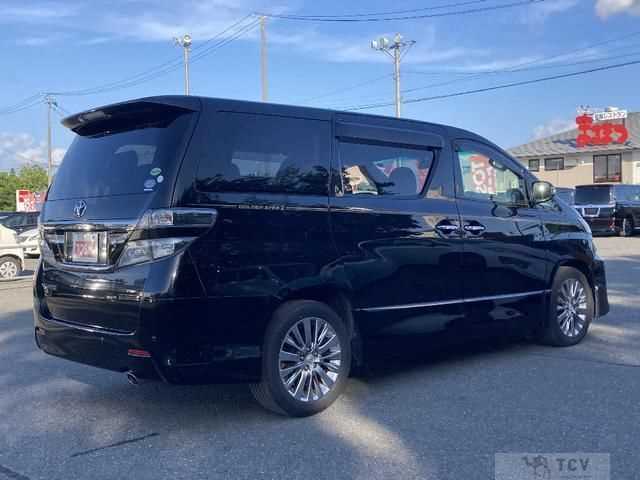 2013 Toyota Vellfire