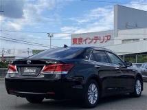 2013 Toyota Crown Hybrid