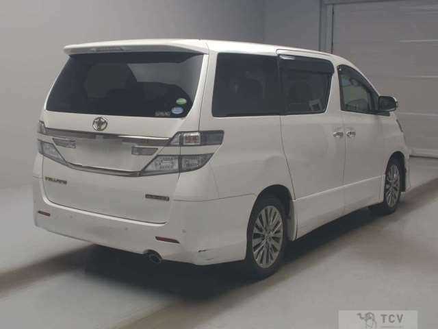 2014 Toyota Vellfire