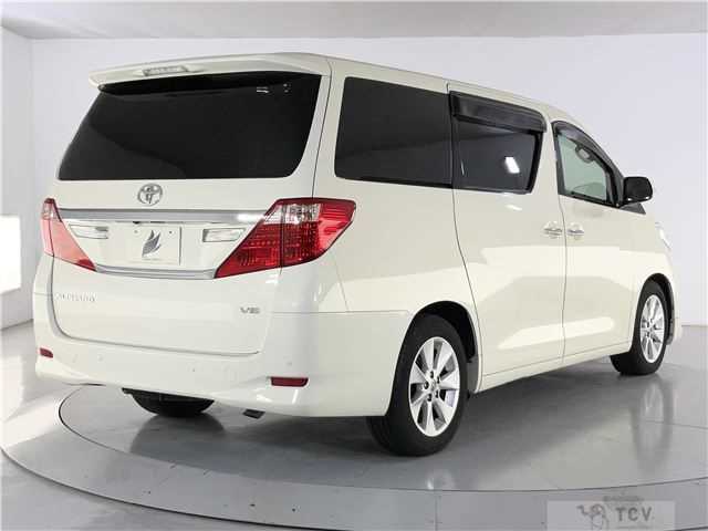 2012 Toyota Alphard