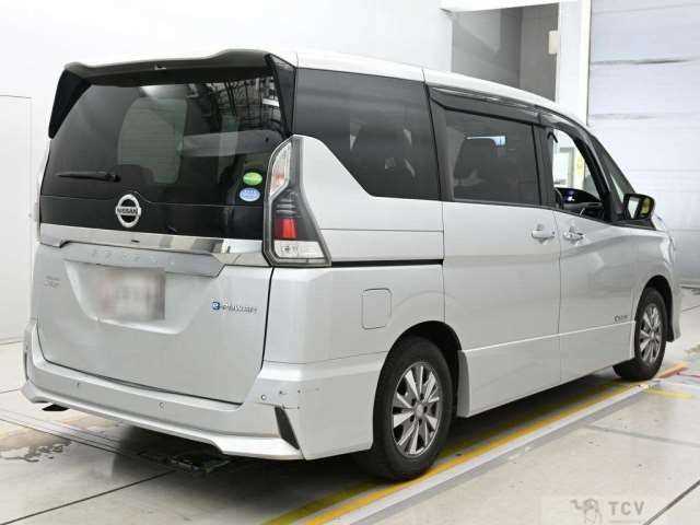 2018 Nissan Serena