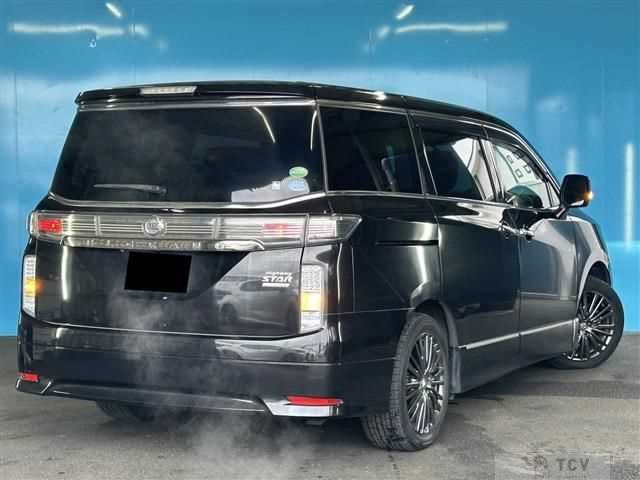 2014 Nissan Elgrand