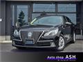 2013 Toyota Crown Hybrid