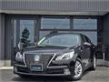 2013 Toyota Crown Hybrid