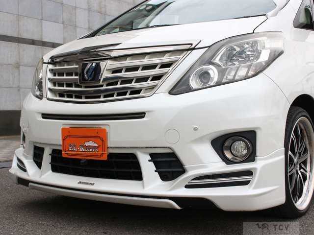 2013 Toyota Alphard