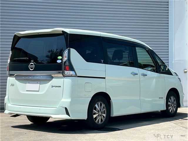 2018 Nissan Serena