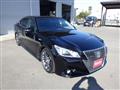 2013 Toyota Crown Hybrid