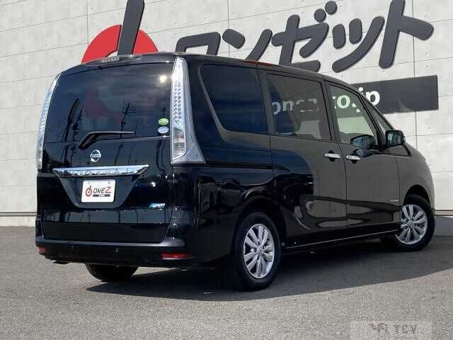 2015 Nissan Serena