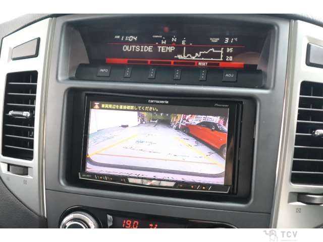 2015 Mitsubishi Pajero