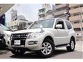 2015 Mitsubishi Pajero