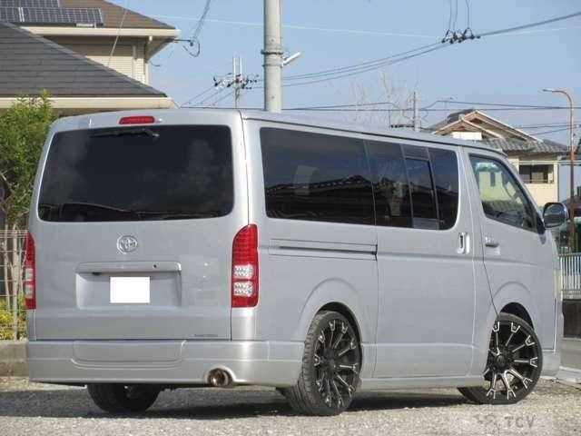 2005 Toyota Hiace Van