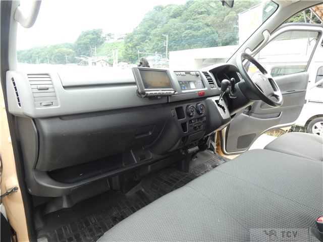 2013 Toyota Hiace