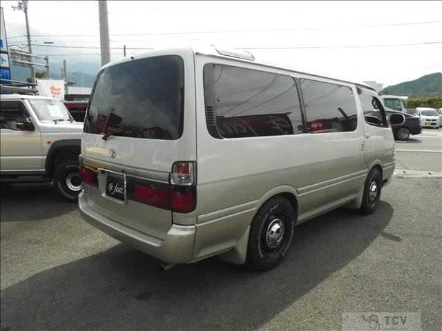 2003 Toyota Hiace Wagon