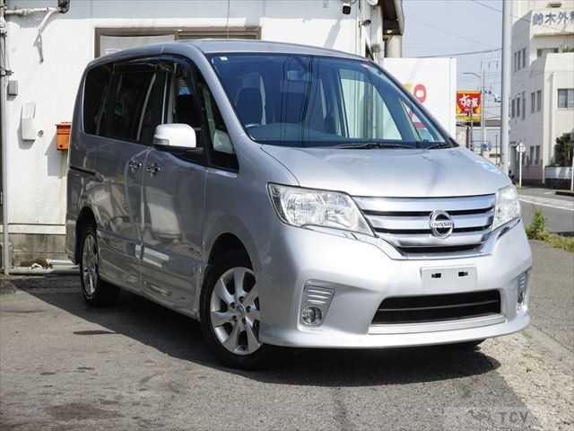 2013 Nissan Serena