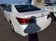 2014 Toyota Crown