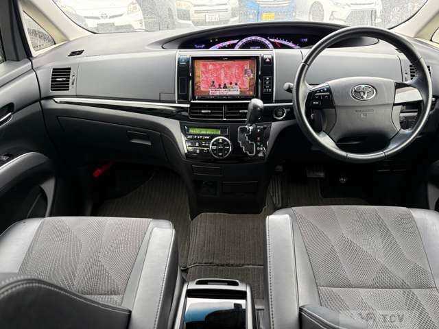 2013 Toyota Estima