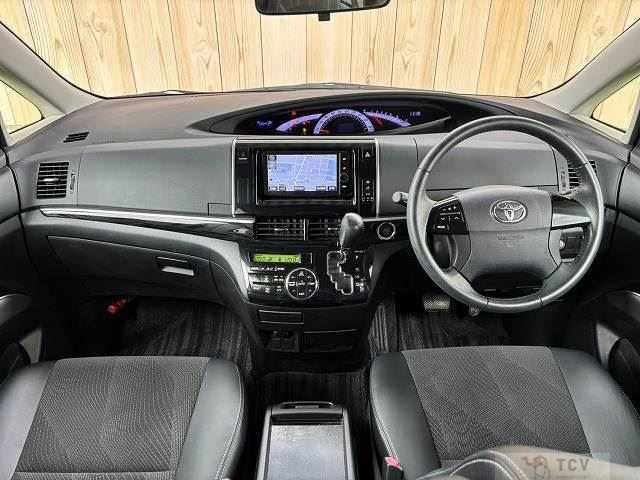 2013 Toyota Estima