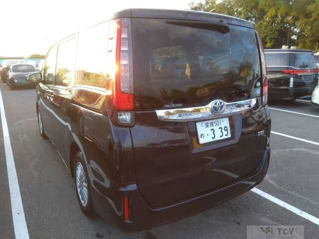 2014 Toyota Noah