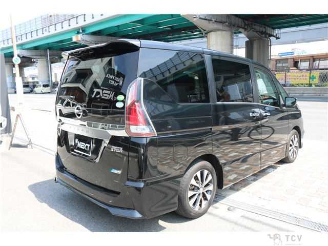 2017 Nissan Serena