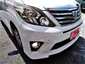 2012 Toyota Alphard Hybrid