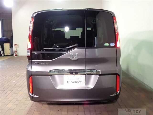 2016 Honda Step WGN