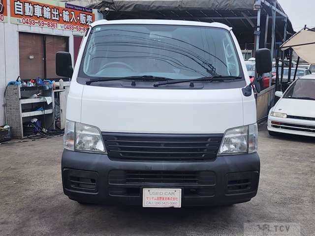 2004 Nissan Caravan