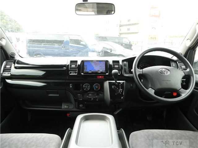 2005 Toyota Regiusace Van