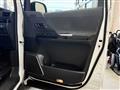 2014 Toyota Alphard Hybrid