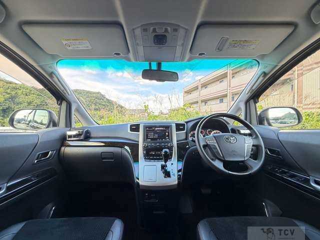 2014 Toyota Vellfire