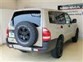 2004 Mitsubishi Pajero