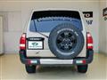2004 Mitsubishi Pajero
