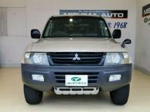 2004 Mitsubishi Pajero
