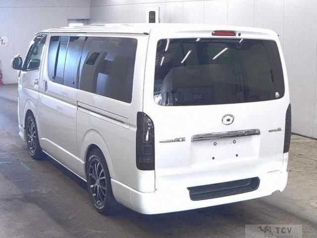 2011 Toyota Regiusace Van