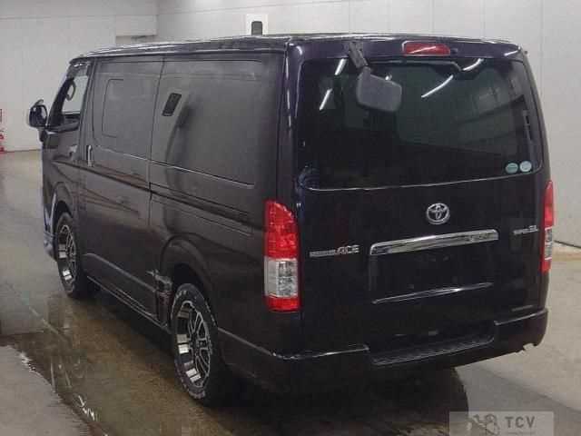 2014 Toyota Regiusace Van
