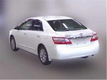 2013 Toyota Premio